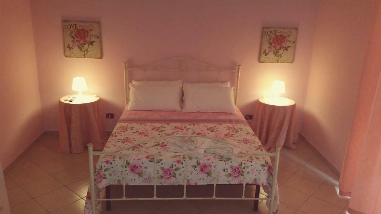 B&B La Rosa Taranto Exterior foto